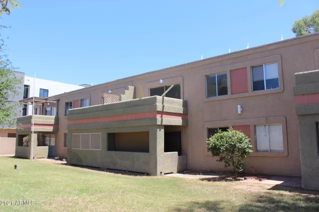 MLS: 6186490 Condo For Sale