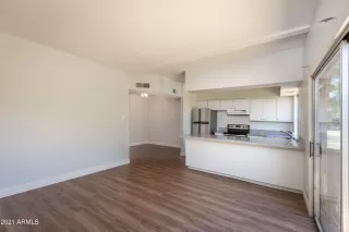 Photo #4: 6186490 Listing