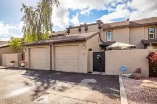 Photo #2: 6186502 Listing