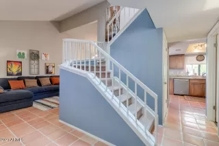 Photo #3: 6186758 Listing