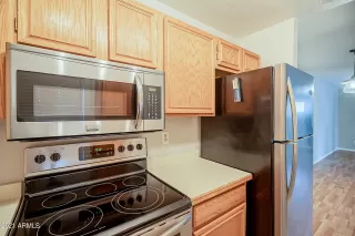 Photo #6: 6186806 Listing