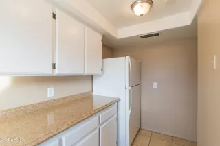 Photo #3: 6186963 Listing