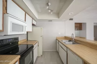 Photo #6: 6187051 Listing 