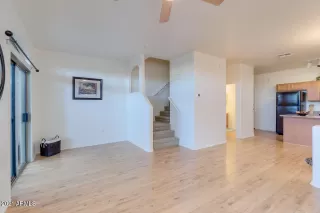 Photo #4: 6187111 Listing