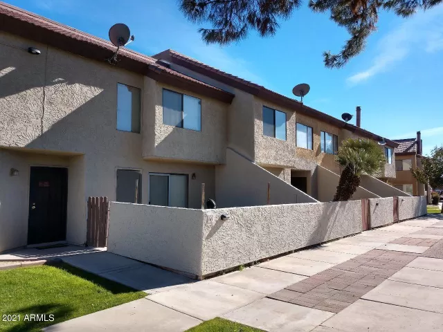 MLS: 6187154 Condo For Sale