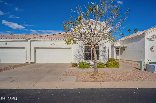 MLS: 6187212 Condo For Sale