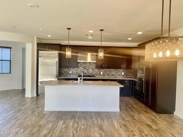 MLS: 6187358 Condo For Sale