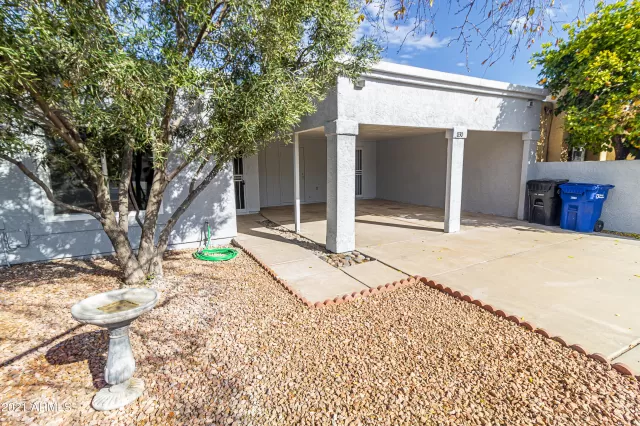 MLS: 6187401 Condo For Sale