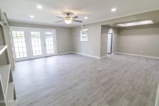 Photo #4: 6187401 Listing 