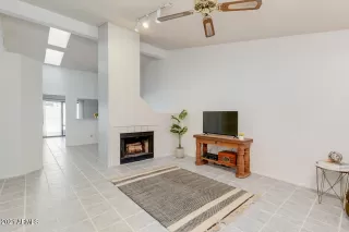 Photo #3: 6187419 Listing