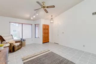 Photo #5: 6187419 Listing