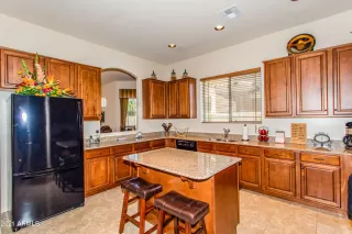 Photo #4: 6187451 Listing