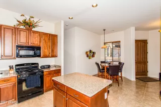 Photo #6: 6187451 Listing