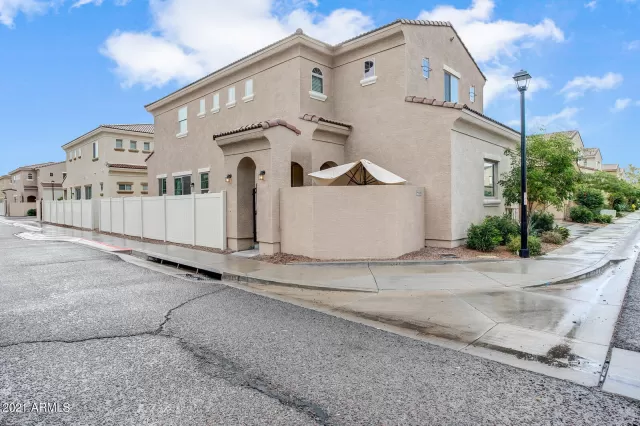 MLS: 6187643 Condo For Sale