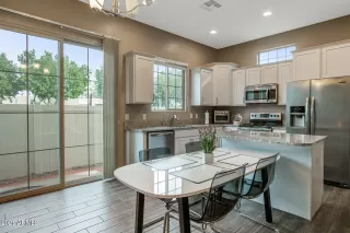 Photo #6: 6187643 Listing 