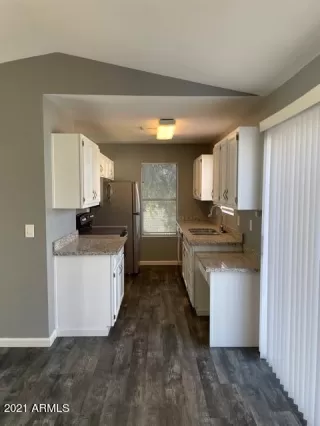 Photo #4: 6187726 Listing