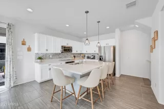 Photo #1: 6187741 Listing 