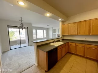 Photo #6: 6187763 Listing