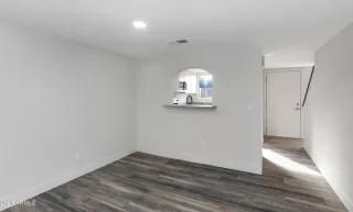 Photo #5: 6187781 Listing