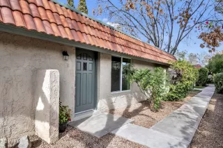 Photo #2: 6187835 Listing