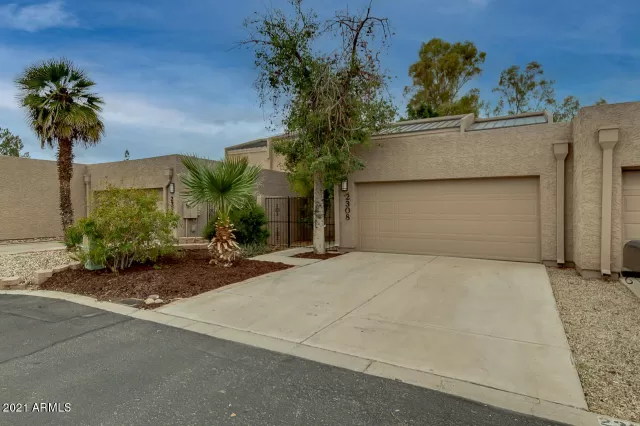 MLS: 6188043 Condo For Sale