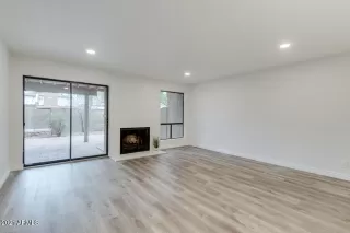 Photo #2: 6188043 Listing