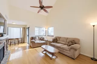 Photo #3: 6188059 Listing 