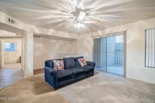 Photo #5: 6188243 Listing