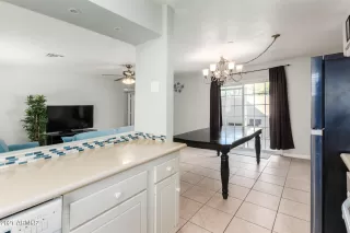 Photo #3: 6188296 Listing