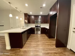 Photo #4: 6188427 Listing