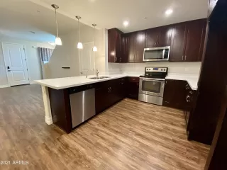 Photo #6: 6188427 Listing