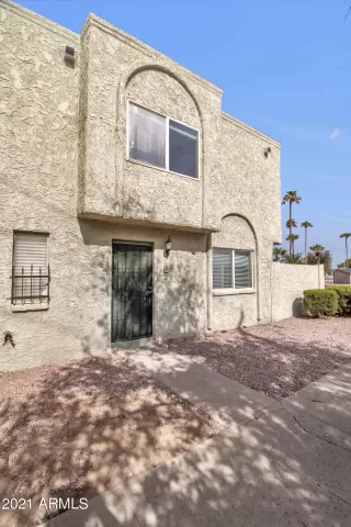 Photo #4: 6188429 Listing