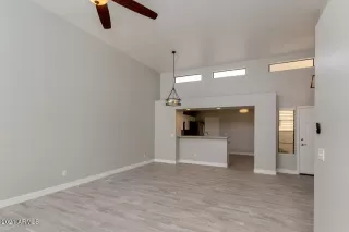 Photo #5: 6188508 Listing