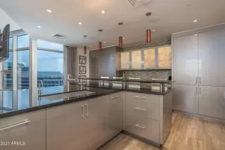 Photo #6: 6188638 Listing