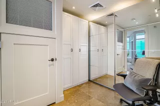 Photo #6: 6189125 Listing