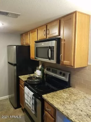 Photo #1: 6189226 Listing 