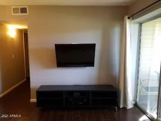 Photo #4: 6189226 Listing 