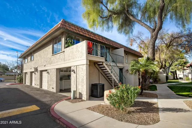 MLS: 6189345 Condo For Sale