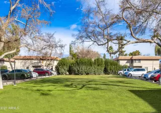 Photo #5: 6189345 Listing