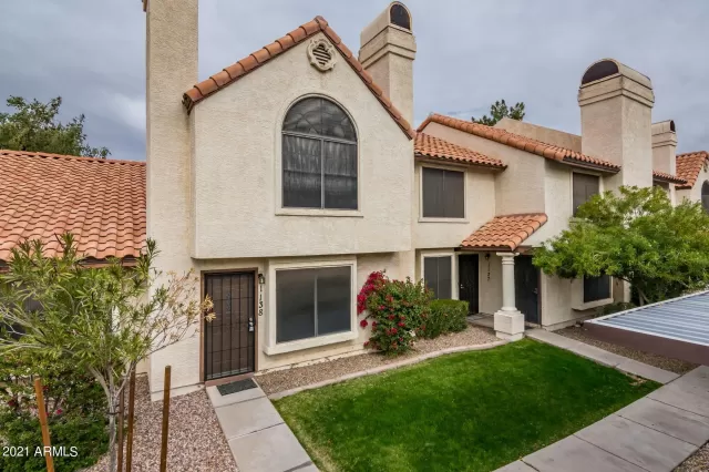 MLS: 6189612 Condo For Sale