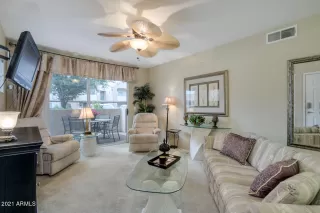 Photo #4: 6189906 Listing