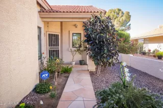 Photo #5: 6190039 Listing