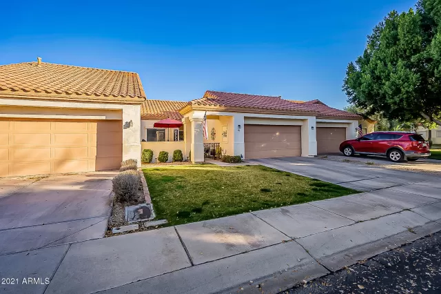 MLS: 6190051 Condo For Sale