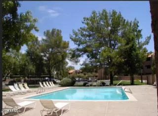 Photo #5: 6190060 Listing 