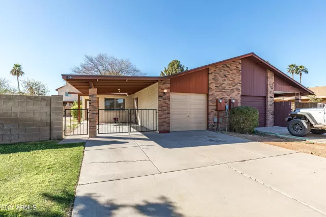 MLS: 6190167 Condo For Sale