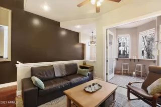 Photo #2: 6190192 Listing 