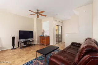 Photo #3: 6190215 Listing