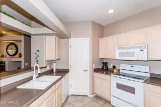 Photo #3: 6190331 Listing 