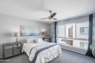 Photo #2: 6190583 Listing