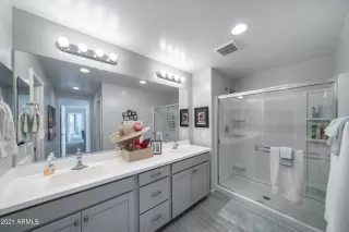 Photo #3: 6190583 Listing